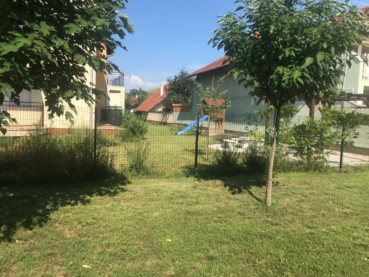 Tommy Apartman 2.0 Hajduszoboszlo Bagian luar foto